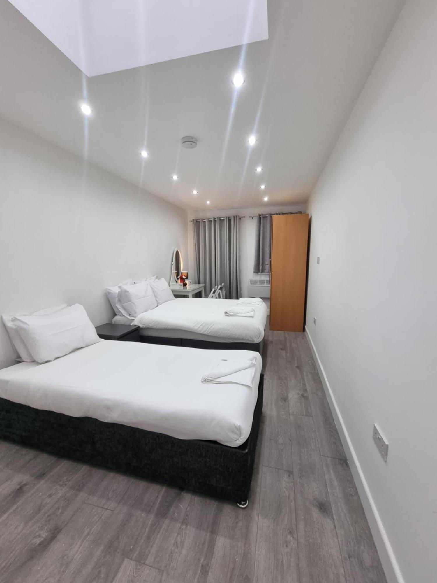 Brand New Studios In Harrow Extérieur photo
