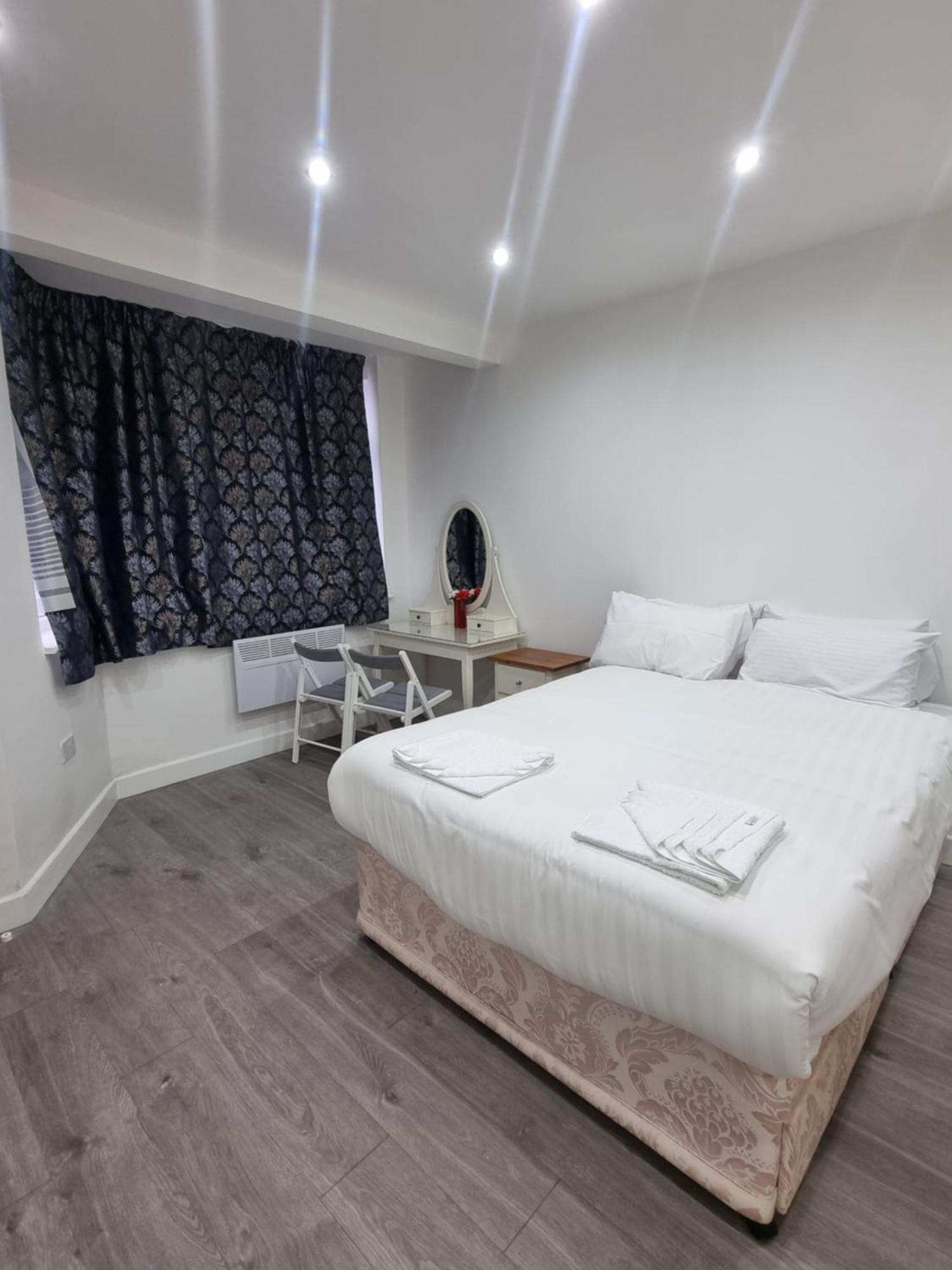 Brand New Studios In Harrow Extérieur photo