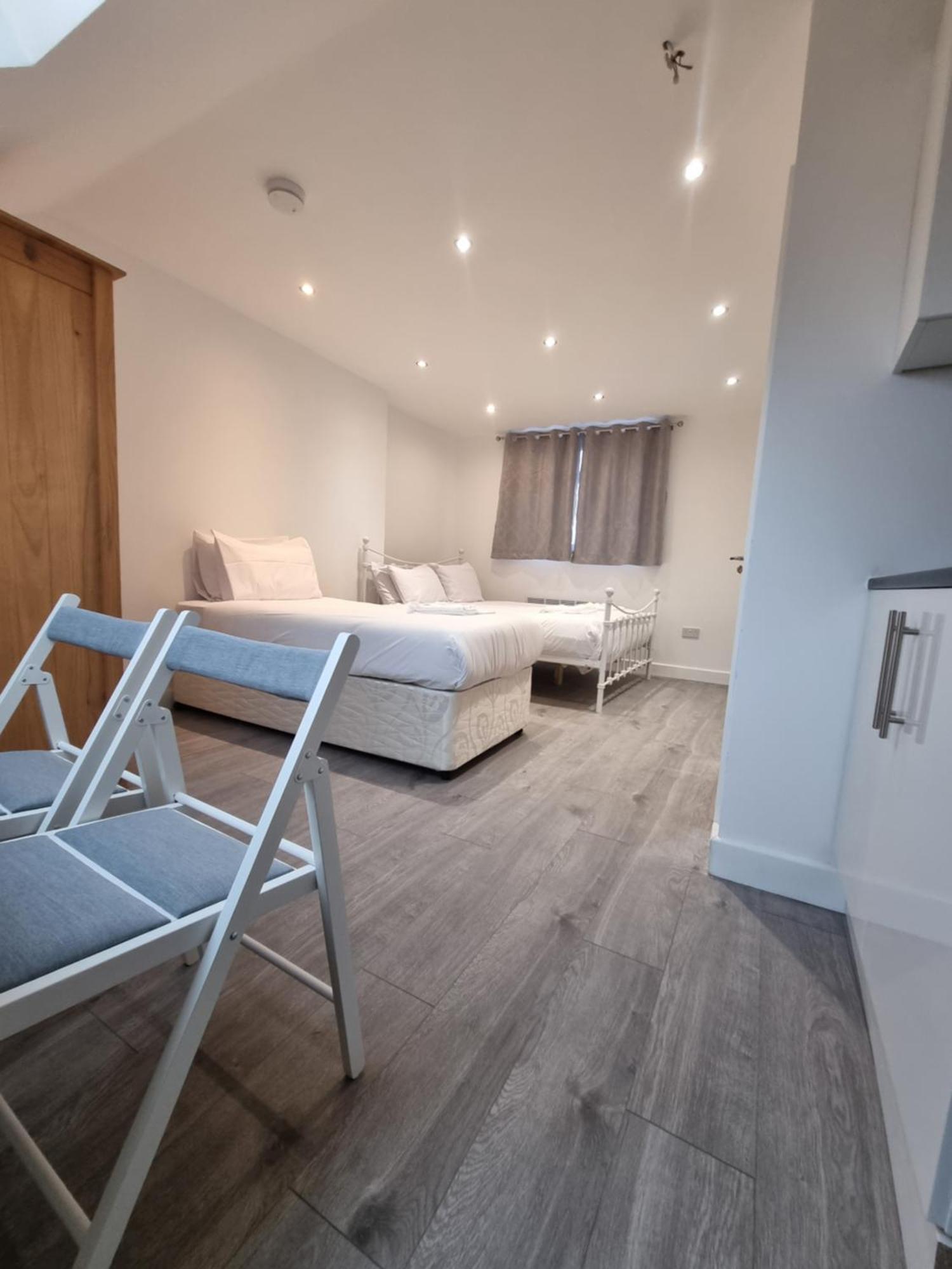 Brand New Studios In Harrow Extérieur photo